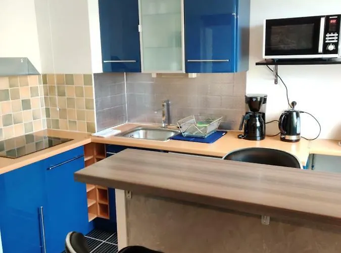 Апартаменты Le Memorial Apparthotel-goodcaen Байе