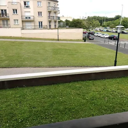 Apartment Le Memorial Apparthotel-Goodcaen 2*