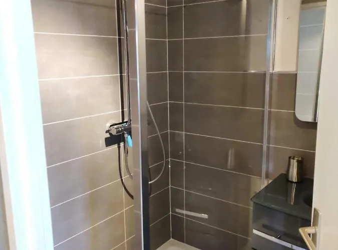 דירה Le Memorial Apparthotel-goodcaen באיו